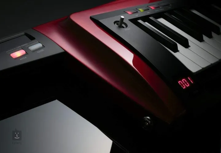 red keytar